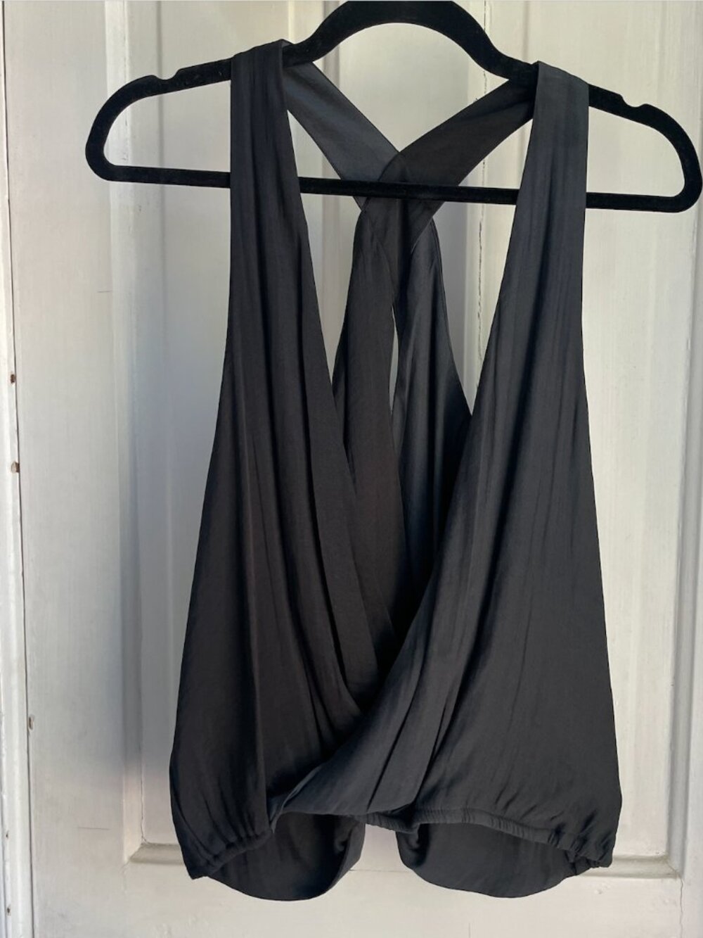 Silence + Noise Flowy Grey V-Neck Tank Top – Size S